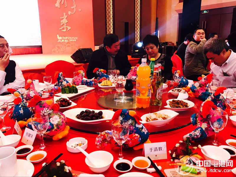 图片20.jpg 皇冠